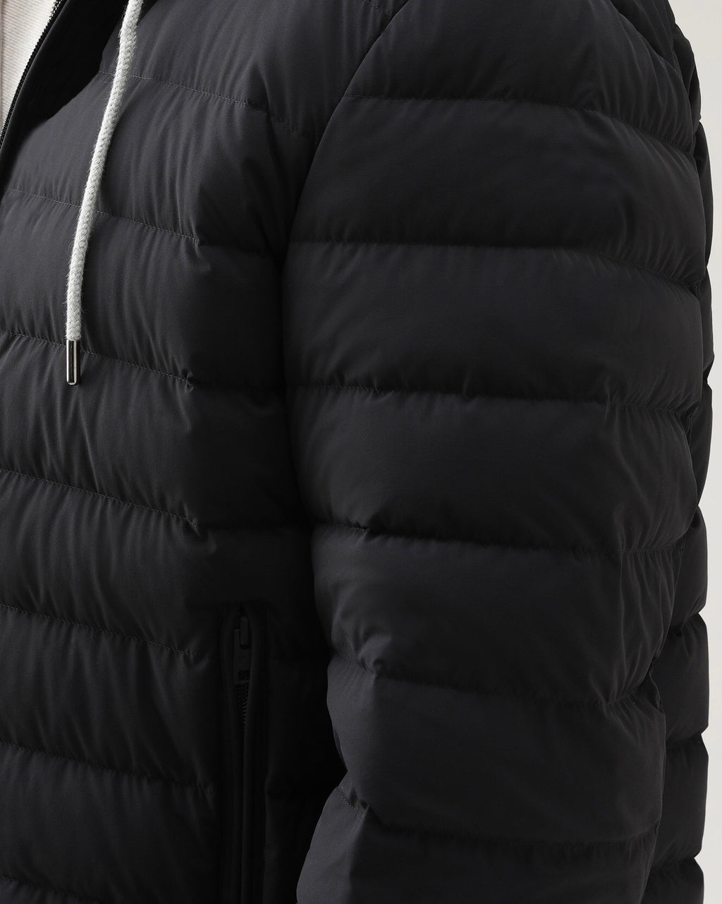 BLACK PUFFER JACKET